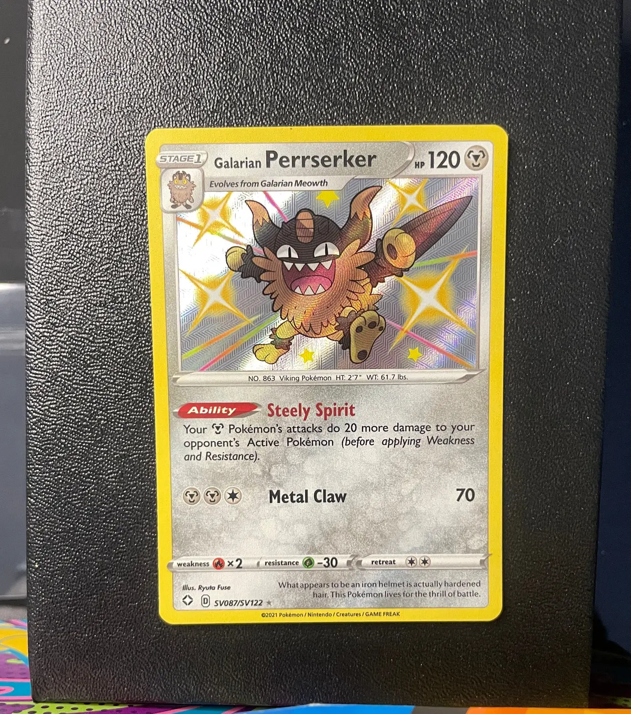 Galarian Perrserker SV087/SV122 - Frente
