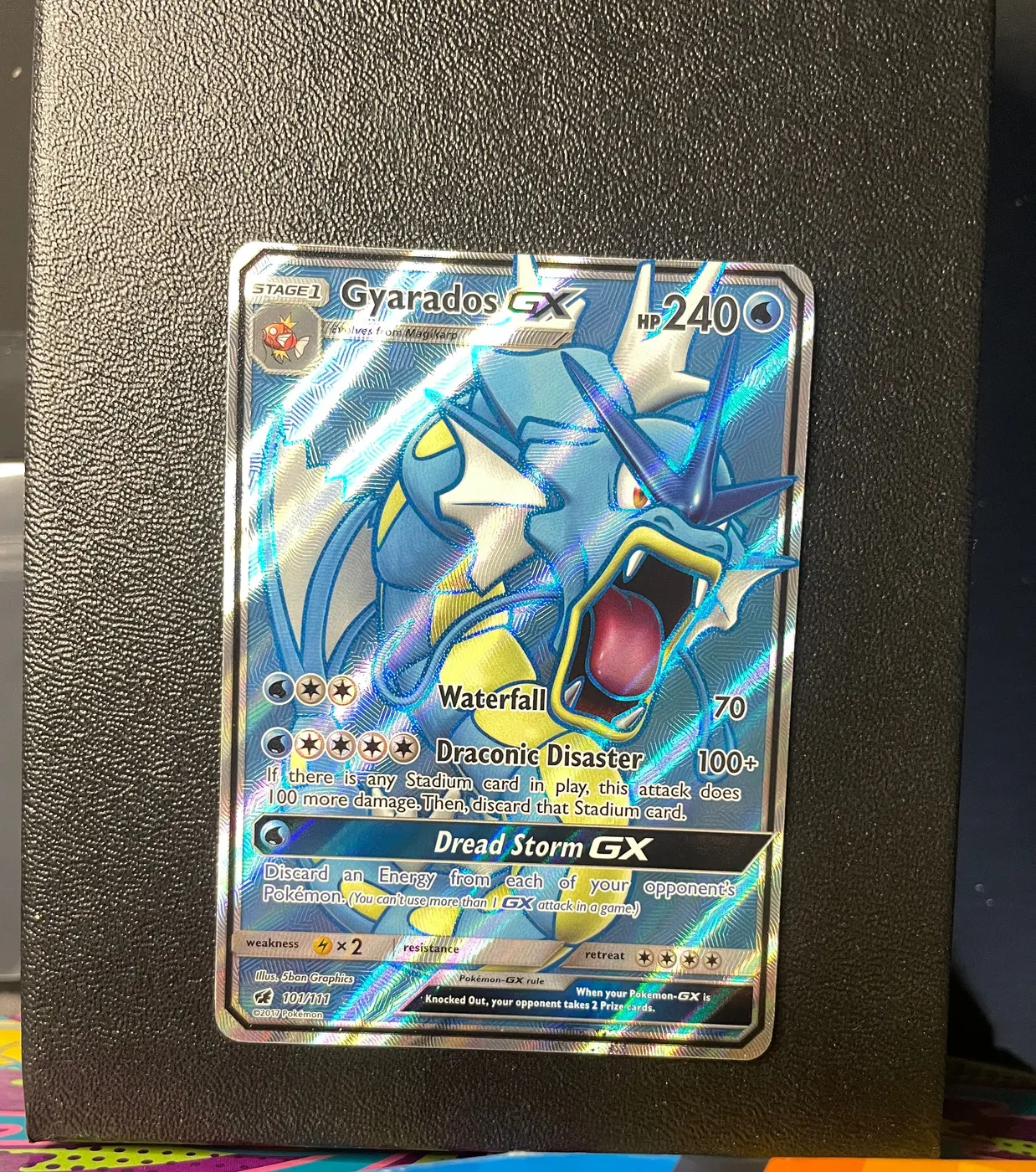Gyarados GX 101/111 - Frente