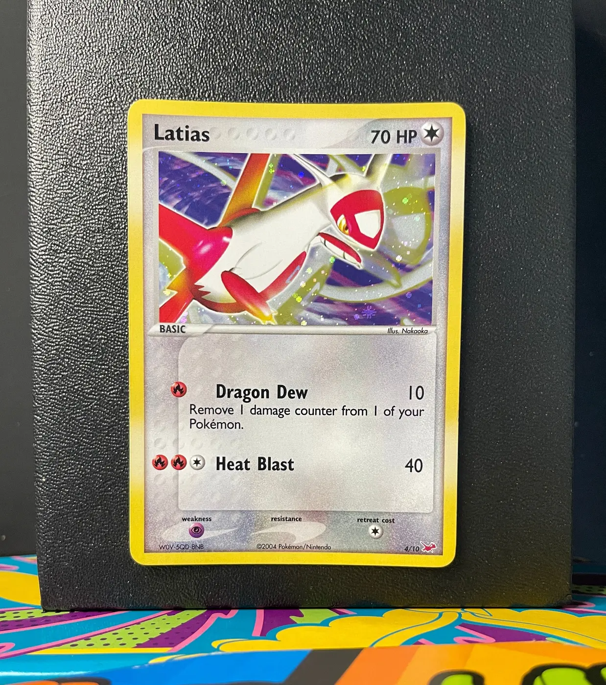 Latias 4/10 - Frente