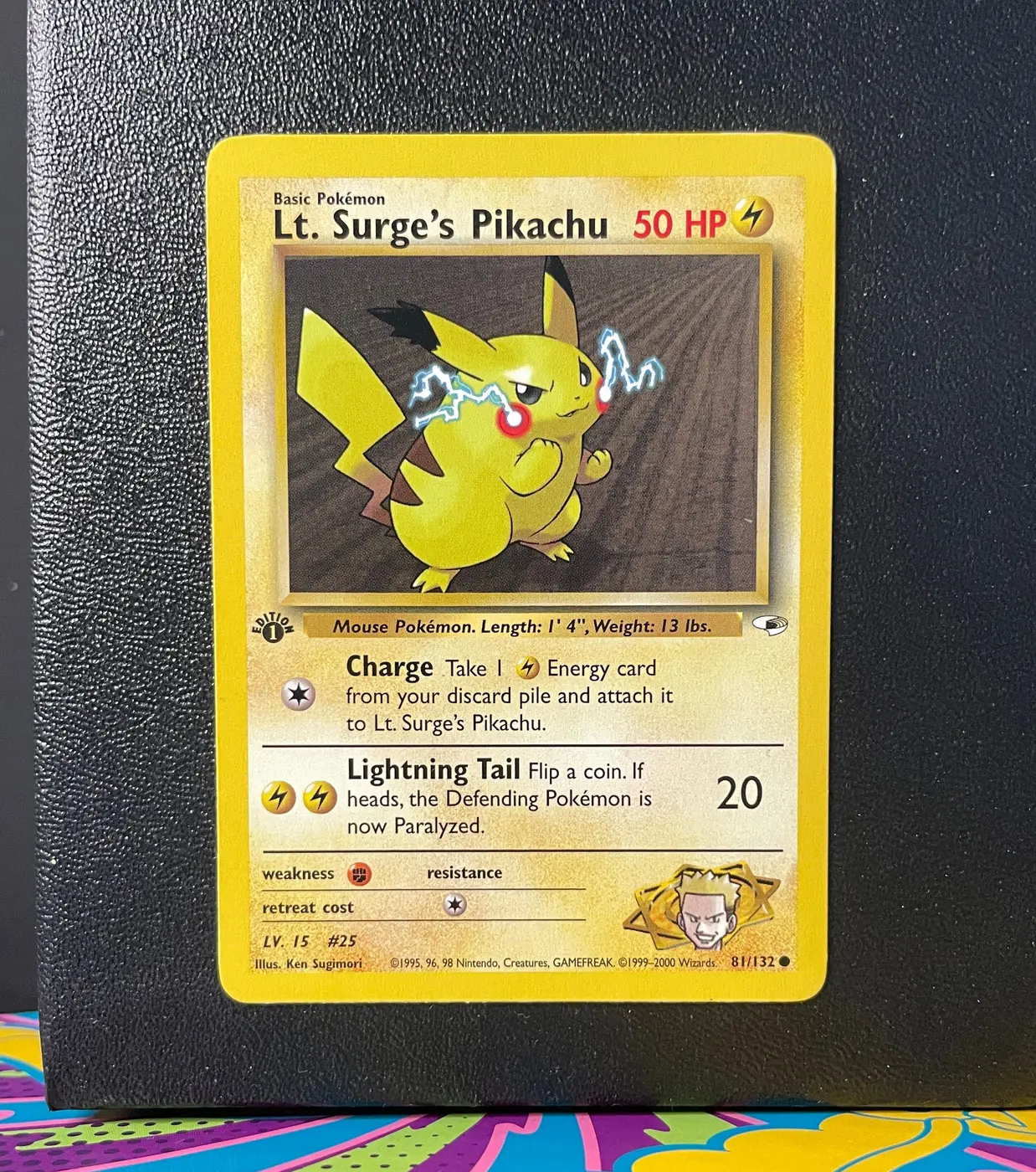Lt. Surge's Pikachu 81/132 - Frente