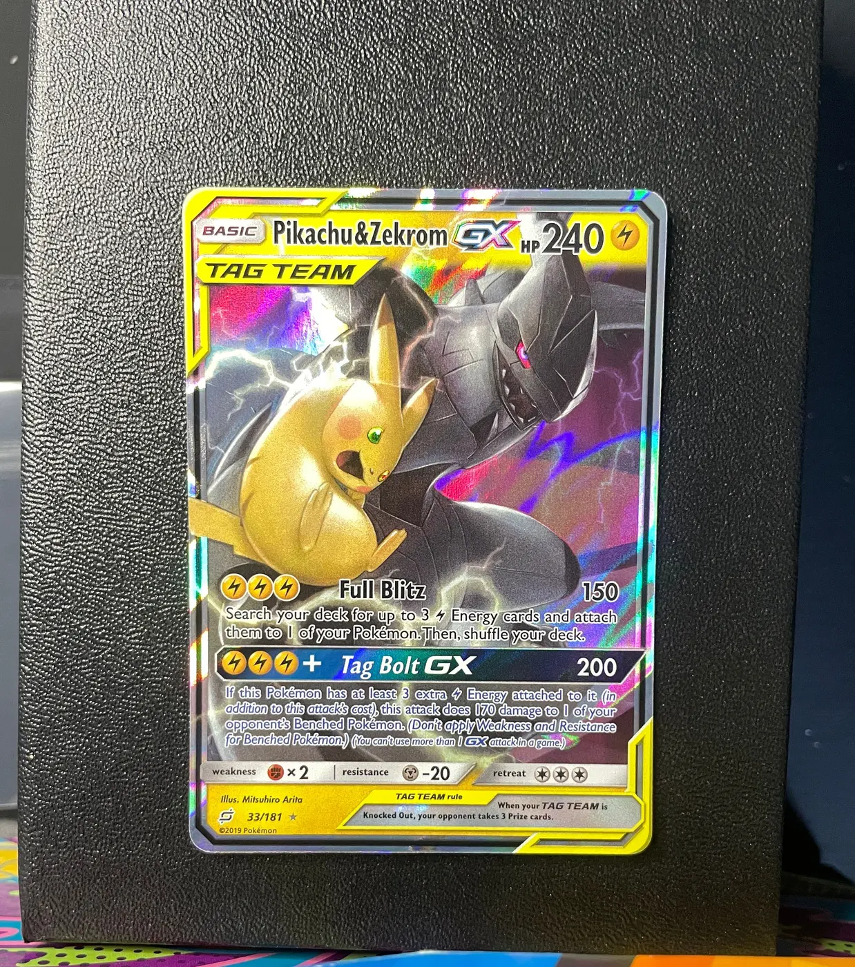 Pikachu & Zekrom GX 33/181 - Frente
