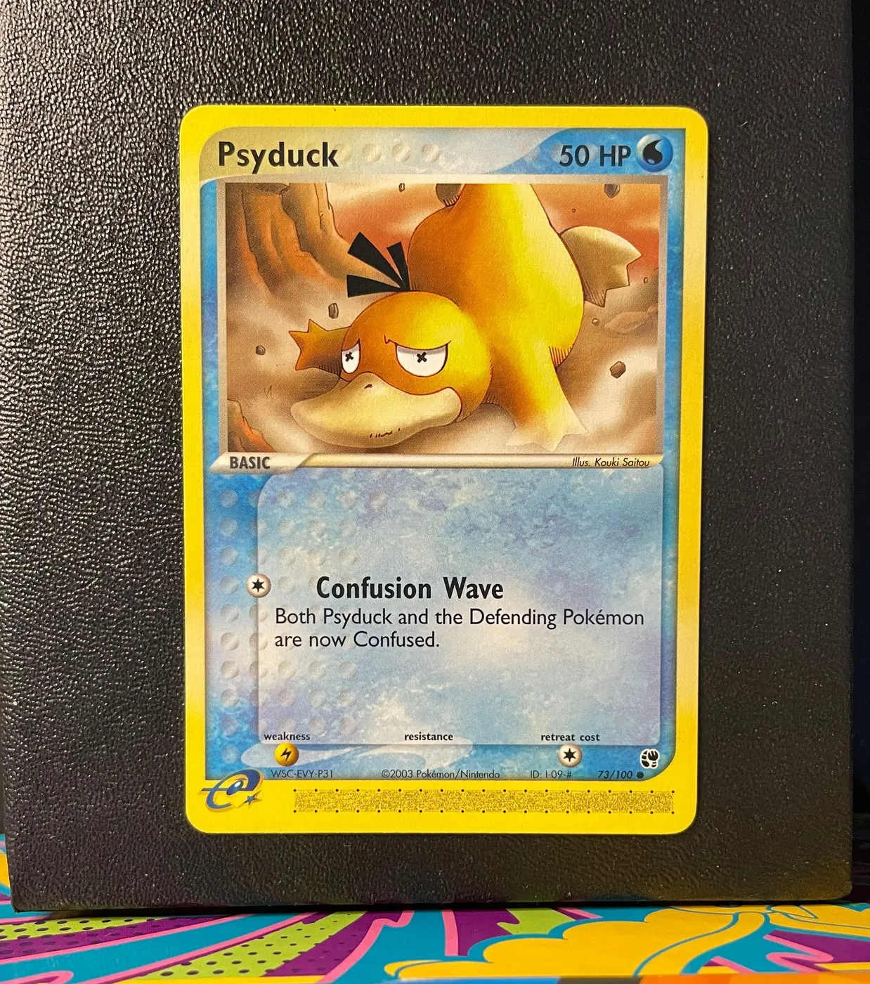 Psyduck 73/100 - Frente