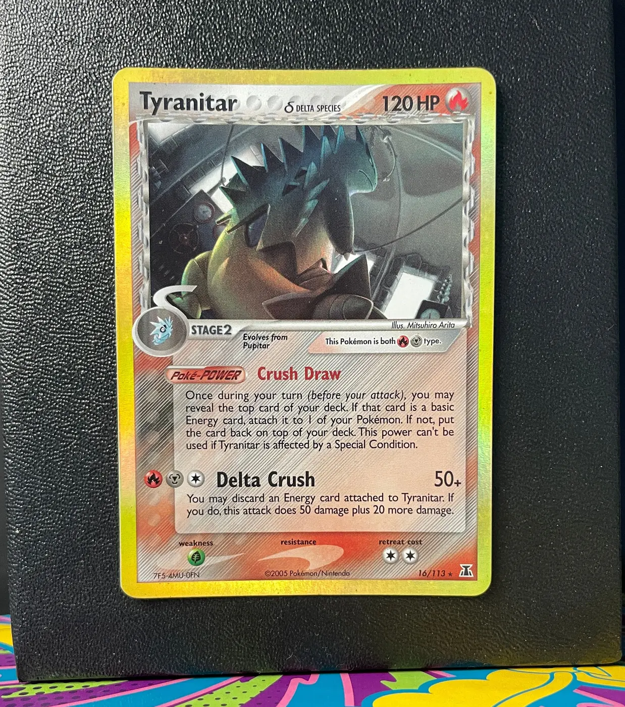 Tyranitar δ 16/113 - Frente