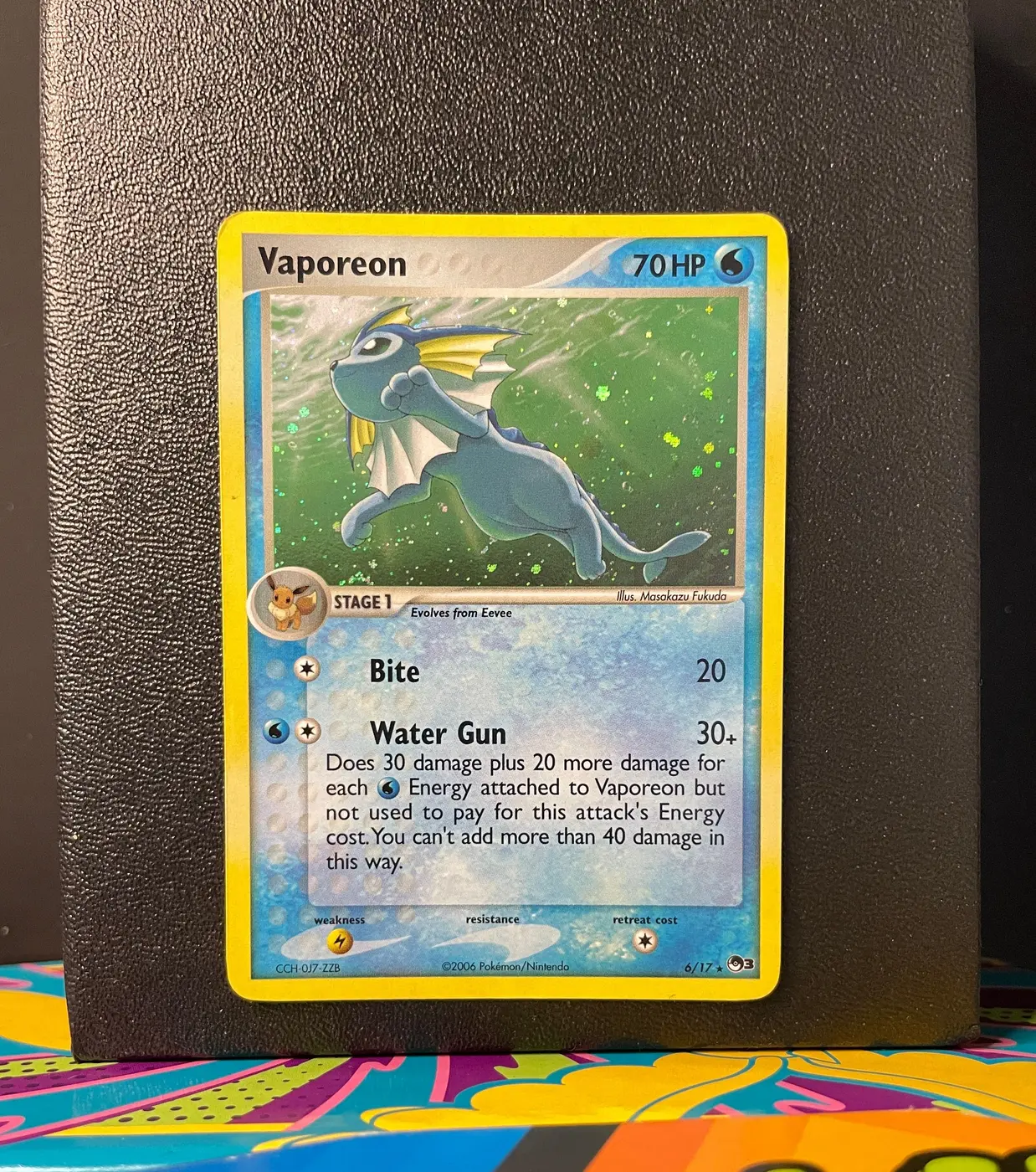 Vaporeon 6/17 - Frente
