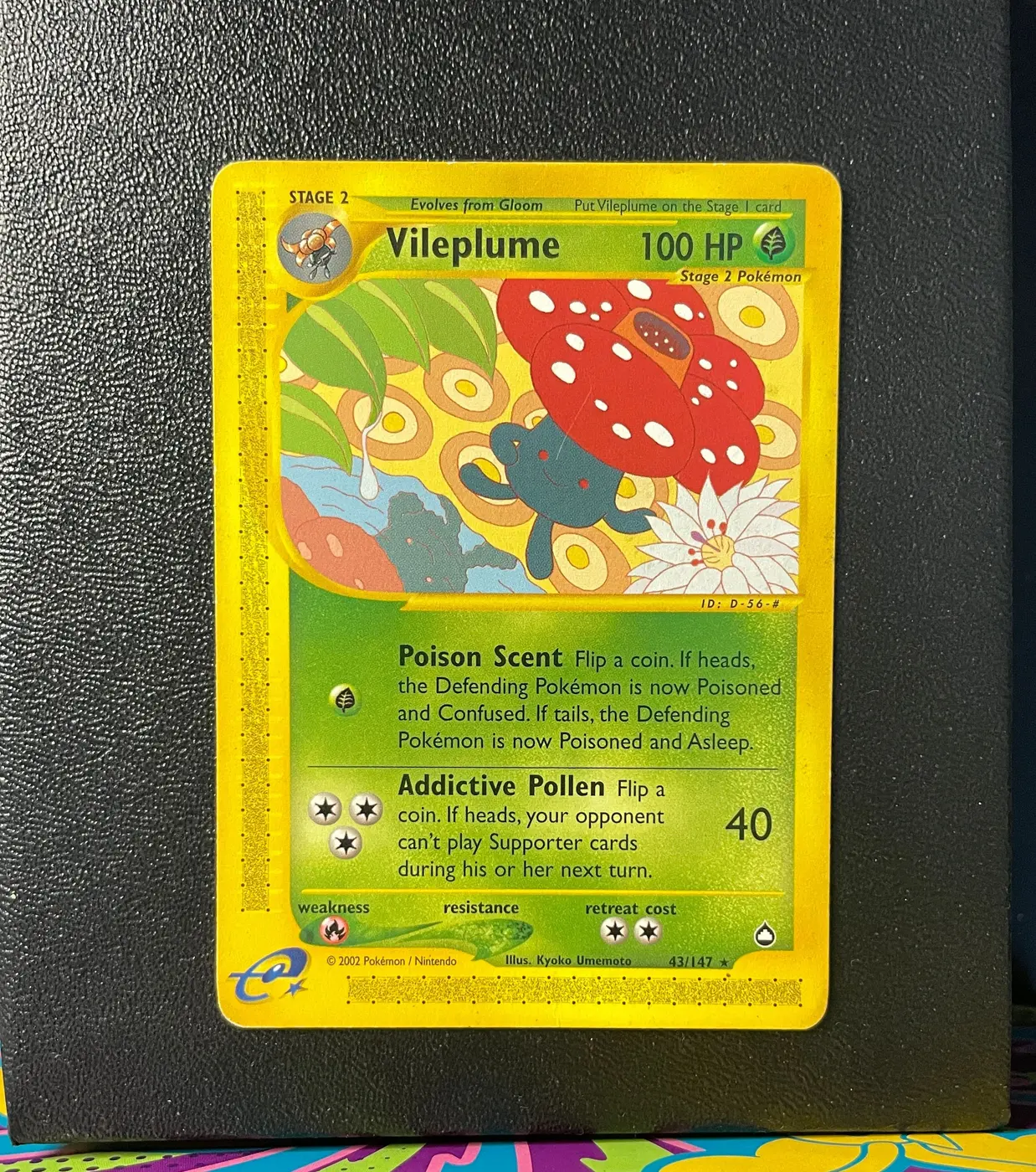 Vileplume 43/147 - Frente