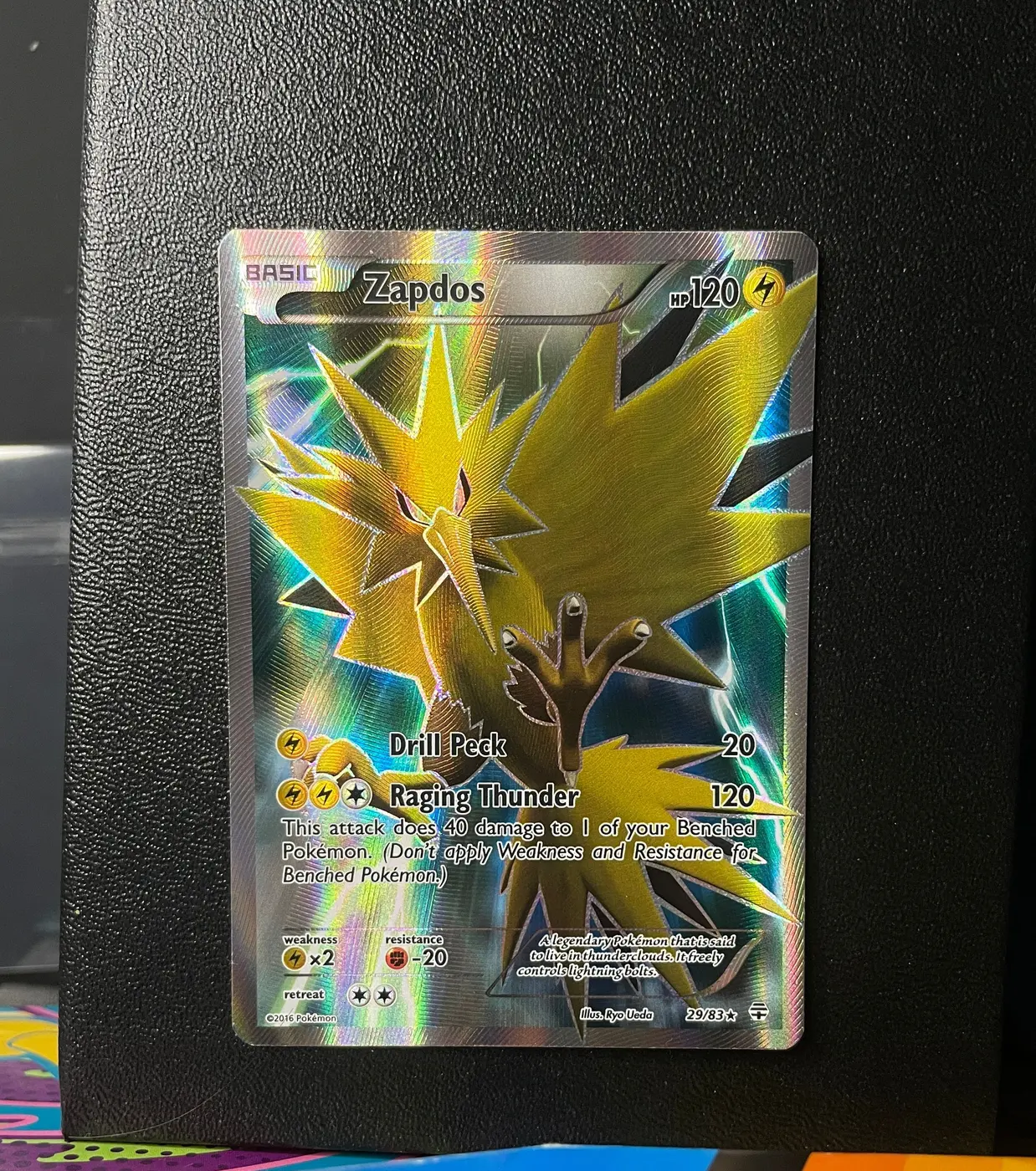 Zapdos 29/83 - Frente