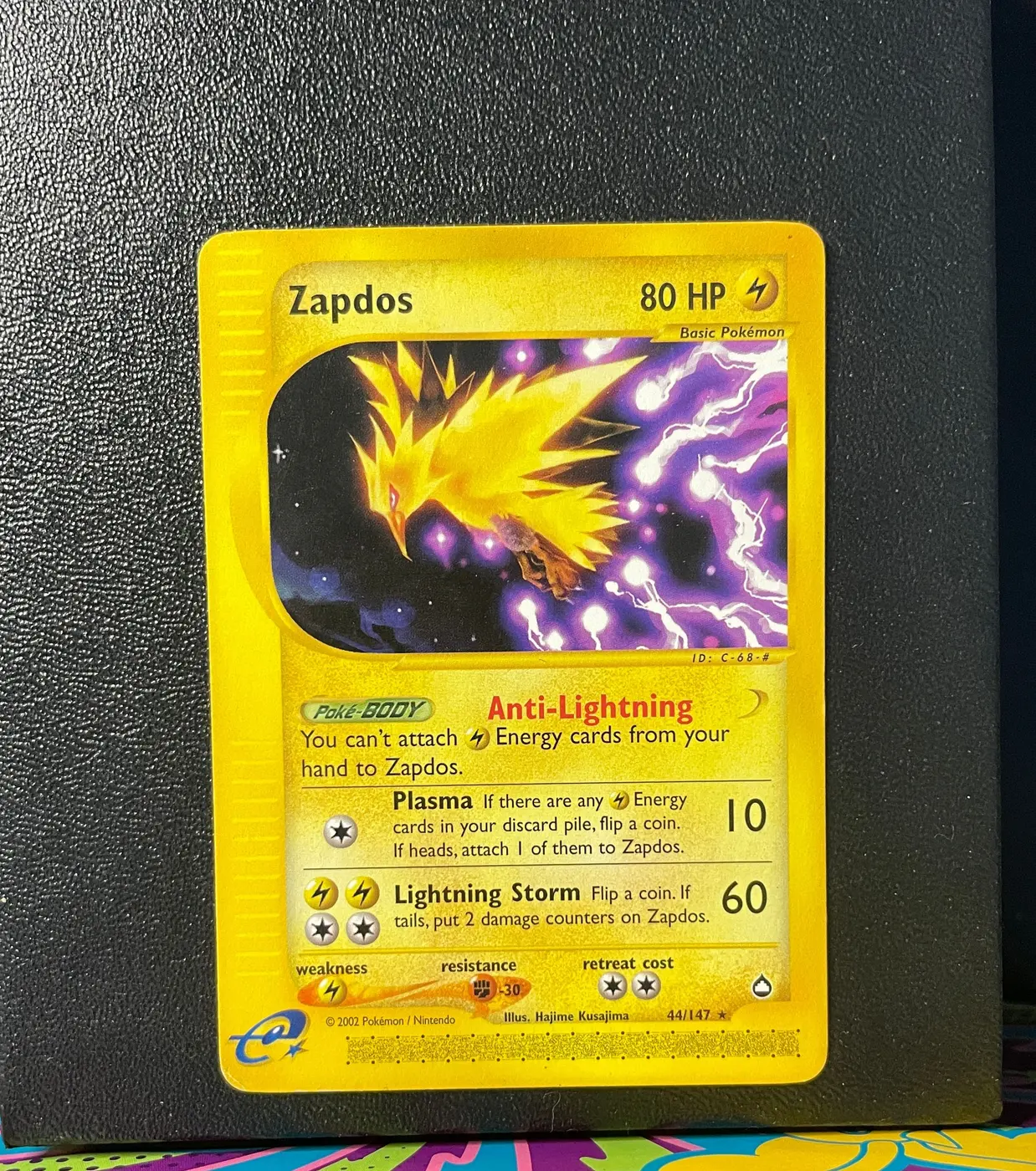 Zapdos 44/147 - Frente